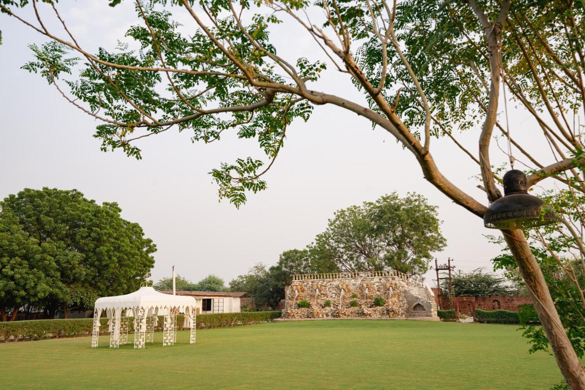 Surpura Bagh - A Luxury Boutique Resort - Pure Vegetarian ジョードプル エクステリア 写真