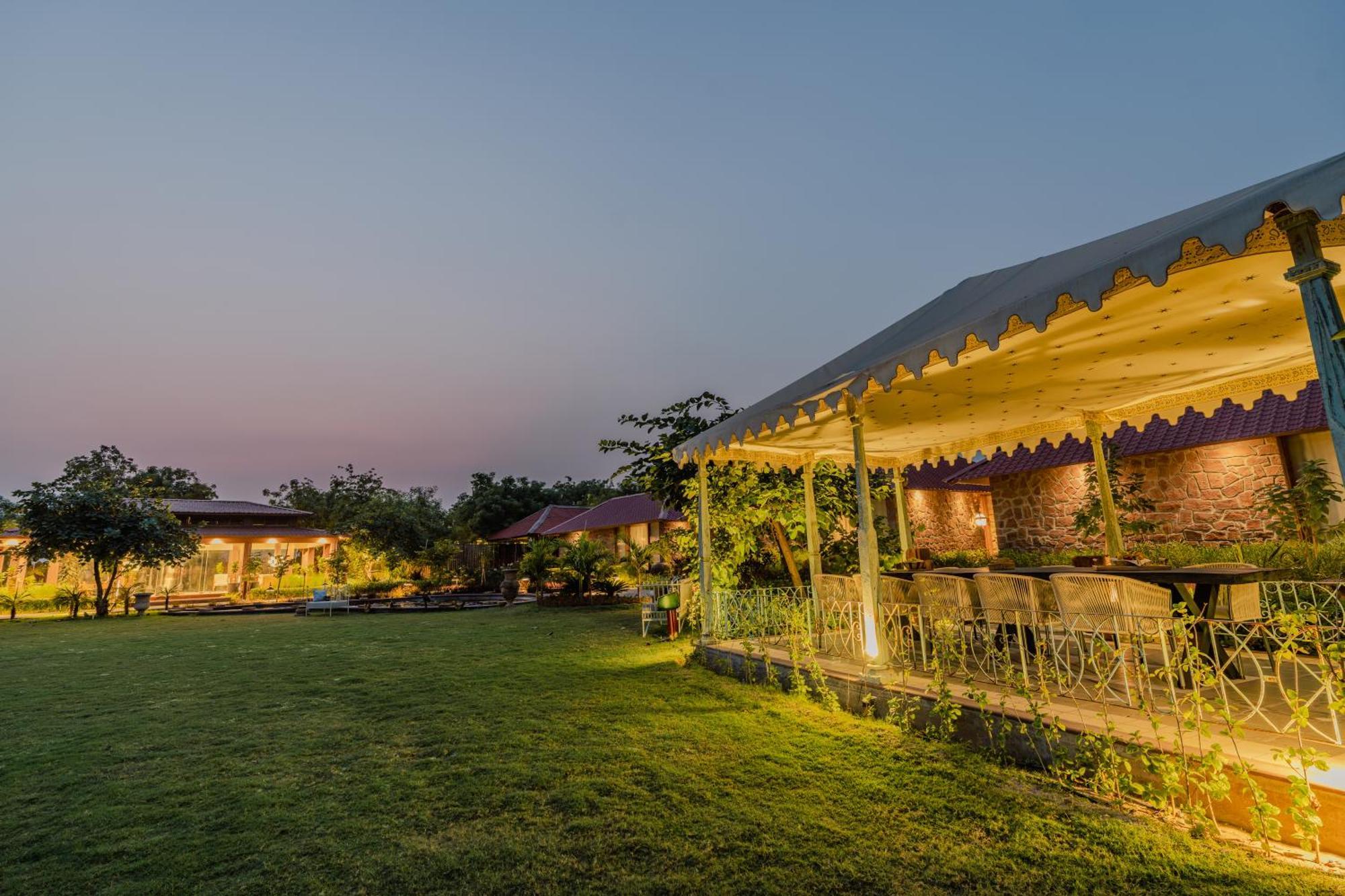 Surpura Bagh - A Luxury Boutique Resort - Pure Vegetarian ジョードプル エクステリア 写真