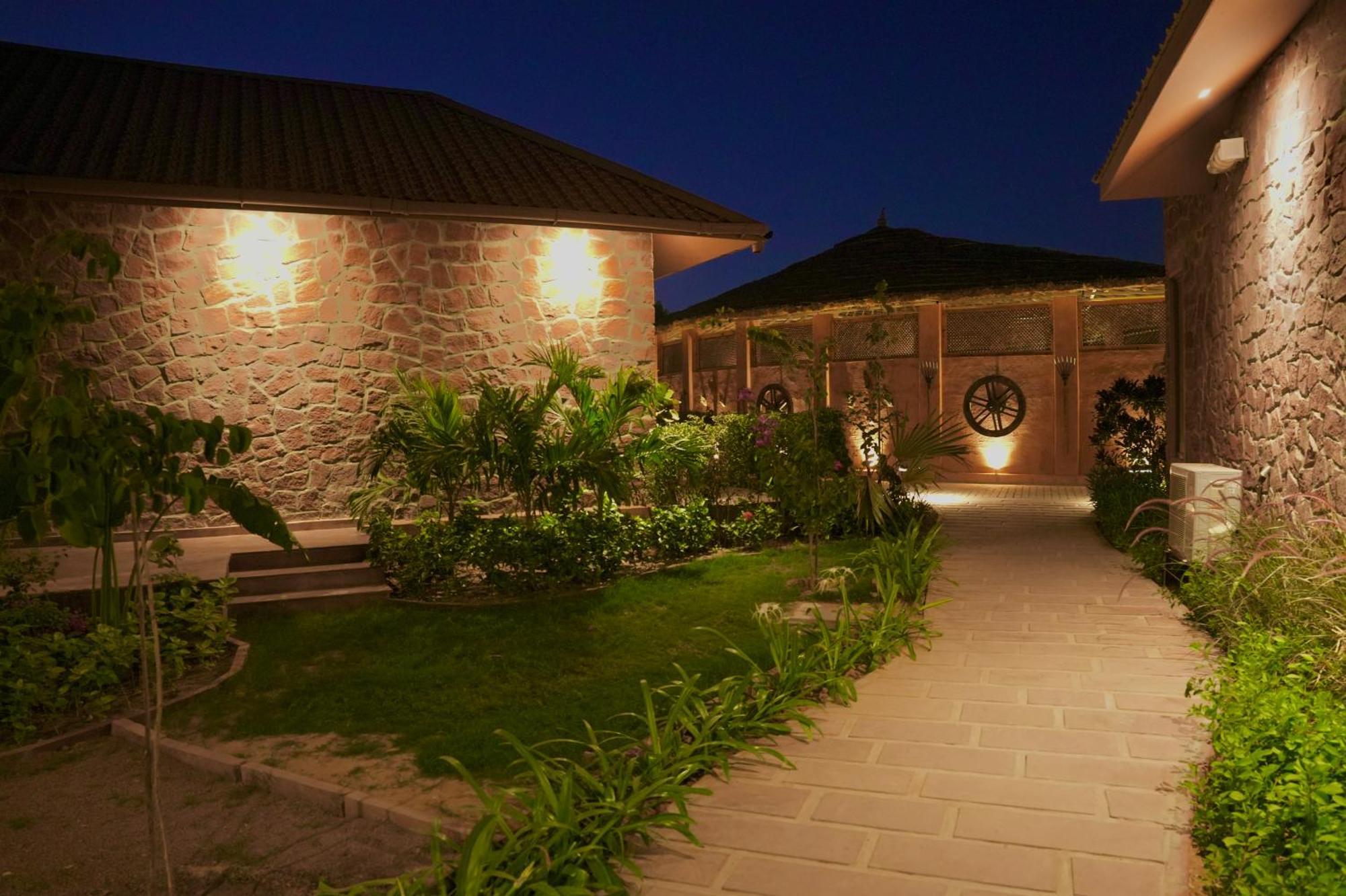 Surpura Bagh - A Luxury Boutique Resort - Pure Vegetarian ジョードプル エクステリア 写真
