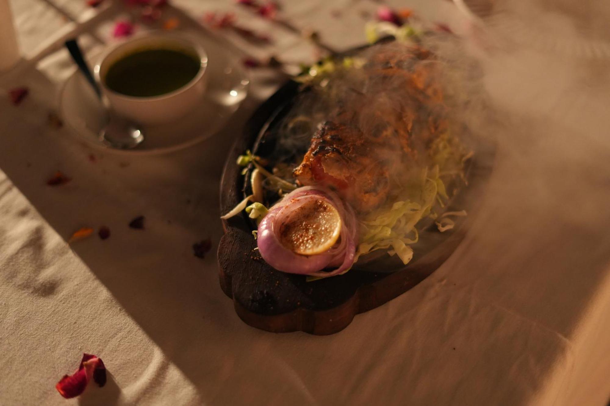 Surpura Bagh - A Luxury Boutique Resort - Pure Vegetarian ジョードプル エクステリア 写真