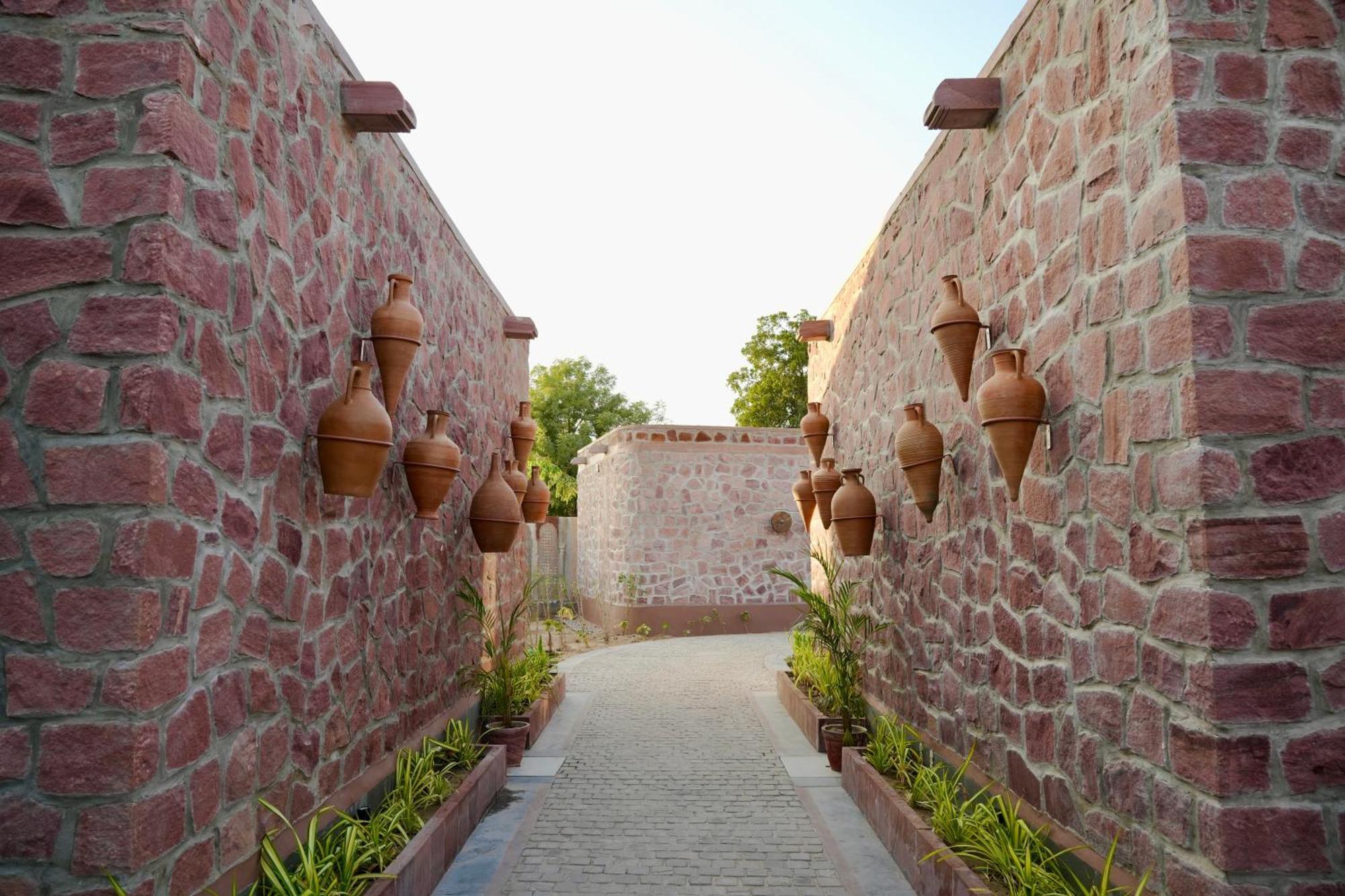 Surpura Bagh - A Luxury Boutique Resort - Pure Vegetarian ジョードプル エクステリア 写真